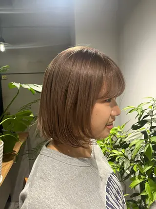 ミディアム カラー 菅野 紗弥のヘアスタイル