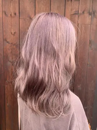 カラー 血分 優人のヘアスタイル