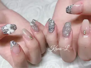 カラー ネイル 芦辺 香奈のネイルデザイン