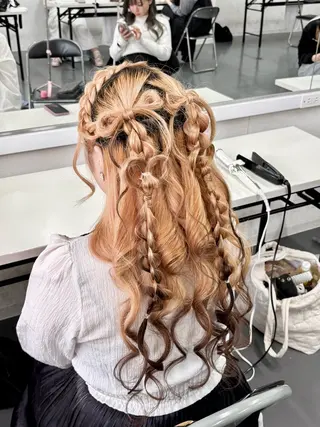 ロング カラー ヘアアレンジ カラーモデル募集 ☘️もえな☘️のヘアスタイル