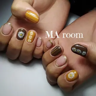 ネイル ＆MERCI所属・&MERCI nail maoのネイルデザイン