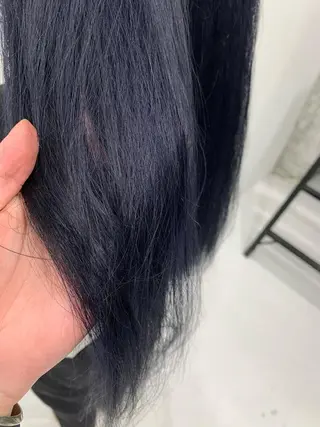 ロング カラー TAKUMI .のヘアスタイル