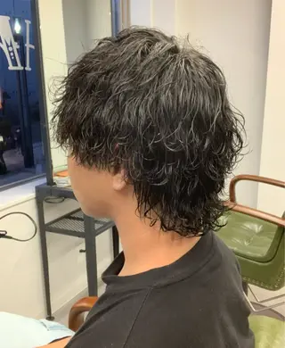パーマ メンズ 藤倉 翔平のヘアスタイル