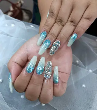 ネイル Iconic所属・Iconic Nailのネイルデザイン