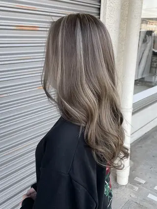 ロング カラー 伴藤 寿男のヘアスタイル