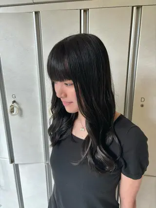 ミディアム Iris by artina 武蔵小杉店【イリス バイ アルティナ】所属・🎼レイヤー/顔周り カット/nene♬のヘアスタイル