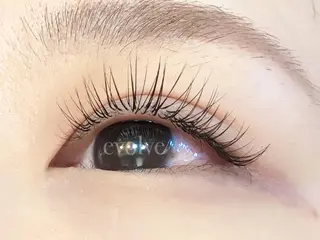 マツエク・マツパ evolve by TypeAB所属・evolve  by TypeABのマツエク・マツパデザイン