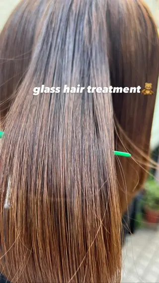 ミディアム 暖色カラー/レイヤー カット/Yunaのヘアスタイル