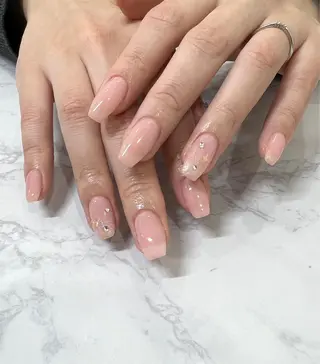 ネイル PEEKABOO京橋 EYE&NAILのマツエク・マツパデザイン