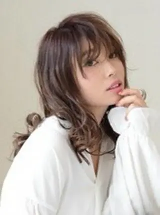 パーマ 青木 捺稀のヘアスタイル