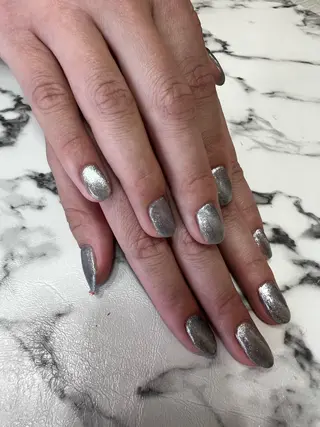 ネイル Luminous ⭐︎のネイルデザイン