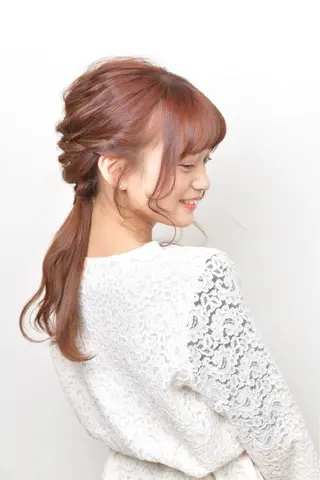 セミロング ヘアアレンジ トレンドヘアーに🌈 川村　静香のヘアスタイル