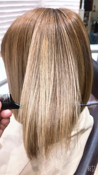 ミディアム 嘉手納美容室 ルアナエヴァのヘアスタイル