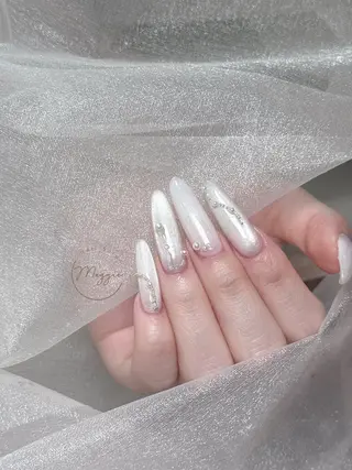 ネイル Maggie Nail🦩のネイルデザイン