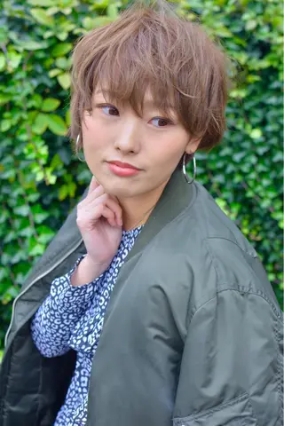 ショート カラー ショート、ボブ シマダマサトのヘアスタイル