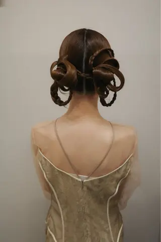 ロング カラー ヘアアレンジ RECO share salon所属・hiide sisiのヘアスタイル