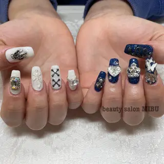 ネイル Sunny.Roa fujiのネイルデザイン