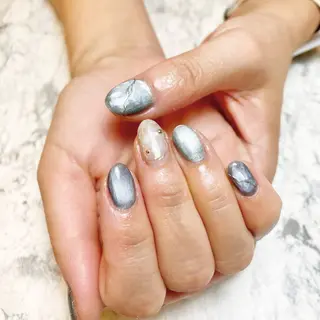 ネイル M’s + エムズプラスのネイルデザイン