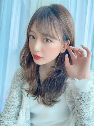 ミディアム 代表山口ひな 髪質改善のプロのヘアスタイル
