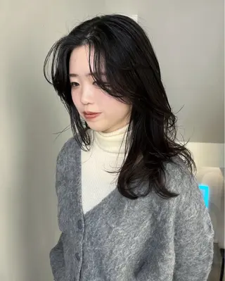 ロング 大人っぽ透明感カラー 🦢MOMOHA🦢のヘアスタイル