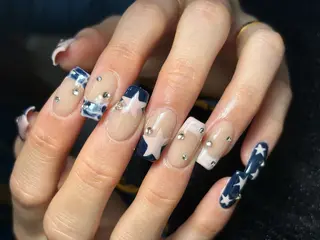 ネイル ✴︎ Delightのネイルデザイン