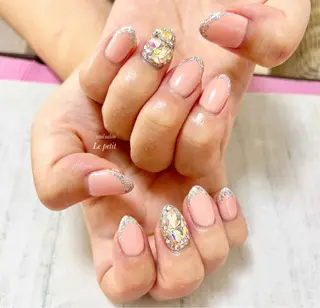 ネイル 石野 広佳のネイルデザイン