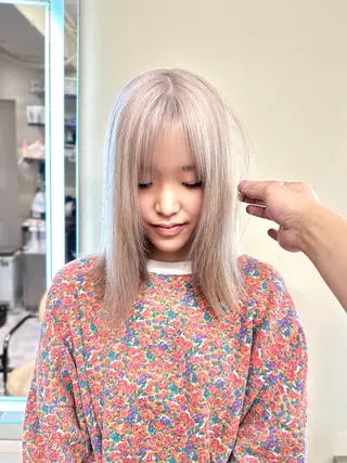 ミディアム カラー opus 店長大和 レイヤー/赤み消しのヘアスタイル