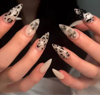 ネイル Lina nail所属・Lunaa 池袋のネイルデザイン