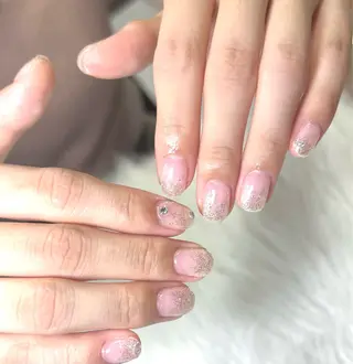 ネイル E  nail 風羽のネイルデザイン
