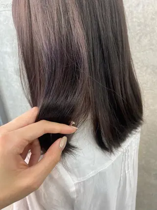 ミディアム カラー オリーブ/アッシュ やわらか透明感カラーのヘアスタイル