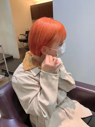 ショート カラー 桃果 momokaのヘアスタイル