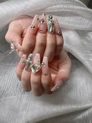 ネイル Lee Nailsのネイルデザイン