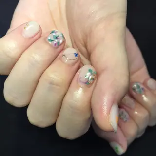 ネイル BANBINANAIL所属・イリネコ マリのネイルデザイン