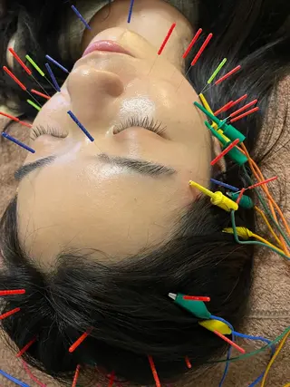 美容鍼灸サロン mahoroba院長のエステ・リラクイメージ