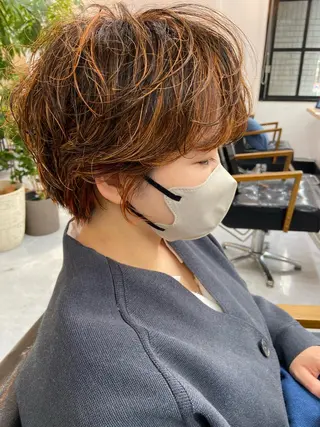 ショート カラー パーマ 田中 あやなのヘアスタイル