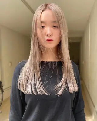 ミディアム パーマ カラー CEINE loqのヘアスタイル