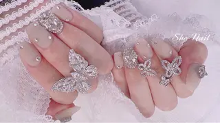ネイル She   Nail所属・ISA_ BELLAのネイルデザイン