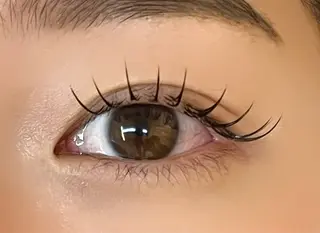 マツエク・マツパ enu大阪梅田店【エヌ】所属・大西 里奈のマツエク・マツパデザイン