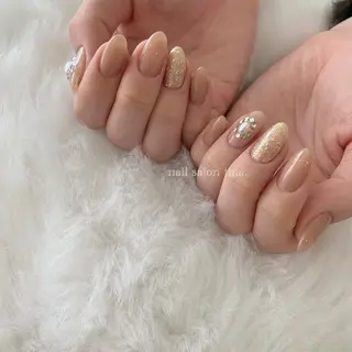 ネイル nail salon tina.所属・中山 はづきのネイルデザイン