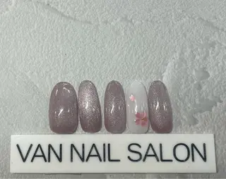ネイル Van Nail Salonのネイルデザイン