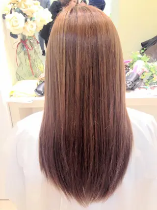 ロング カラー 鈴木 華枝のヘアスタイル
