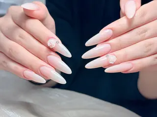 ネイル Ami 68のネイルデザイン