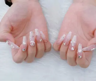 ネイル Luxe Nailのネイルデザイン
