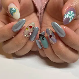 ネイル Manon Yuiのネイルデザイン