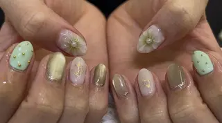 ミディアム AIushe平井店 ななみのネイルデザイン