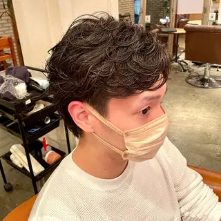 メンズ スパイキーショート 大人パーマ 丸山のヘアスタイル