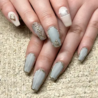 ネイル she nail studio所属・パラジェル/スカルプ salonOerbaのネイルデザイン