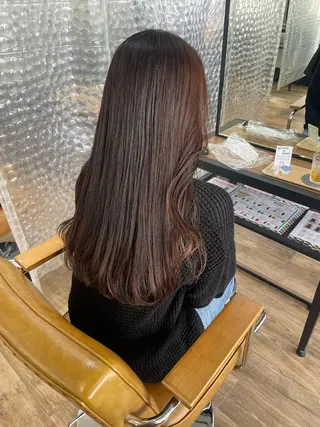 ロング Megu/ベージュ/ 透明感カラーのヘアスタイル