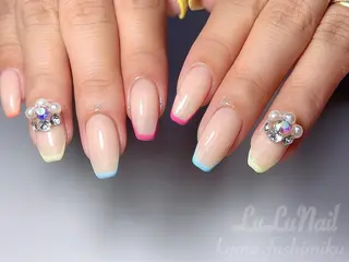 ネイル Lulu Nail所属・藤田 萌のネイルデザイン