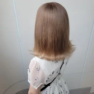 ミディアム カラー 羽エクステ🩷 🤍まき🤍のヘアスタイル